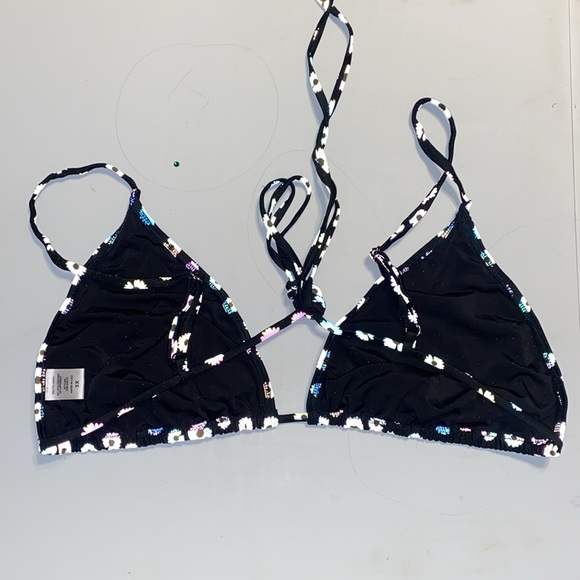 Reflective flower bikini top - Picture 2 of 4